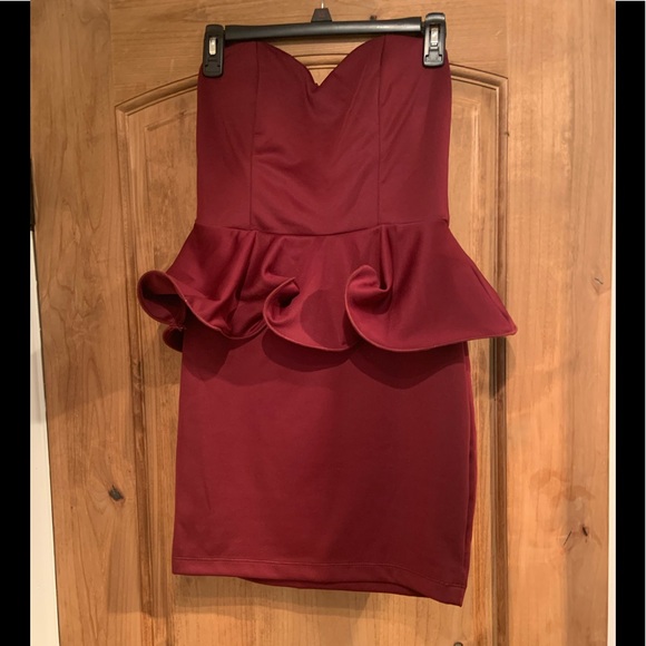 Bebe peplum strapless mini dress! New Year’s Eve cutie! - Picture 1 of 2